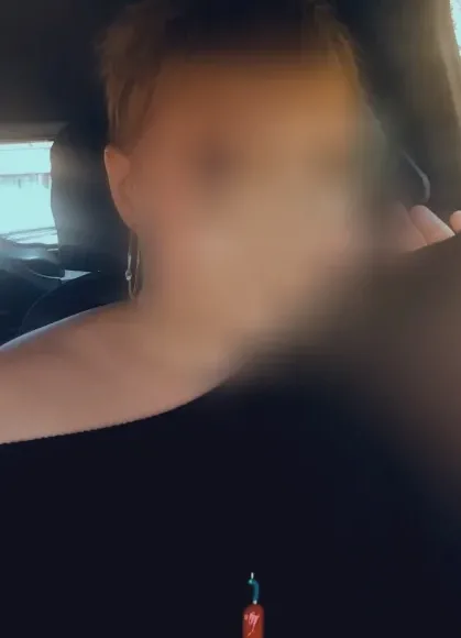 Alena, 37