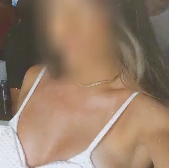Alina, 39