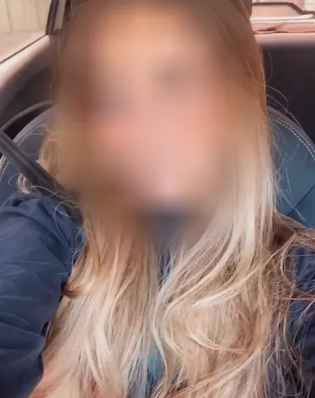 Christina, 27