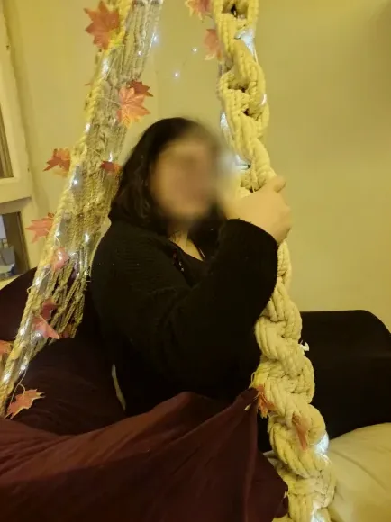 Melanie, 37