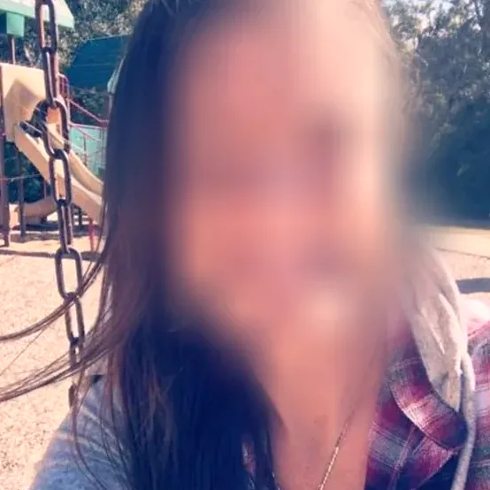 Nadine, 39