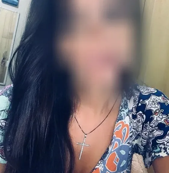 Romy, 38